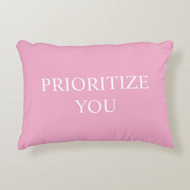 Minimal Prioritera Du Citat Dammtrosa Rosa Prydnadskudde (Framsidan)