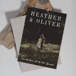 Minimal sans-serif fotobild spara datumet<br><div class="desc">Anpassad text i enkel serif över helblekt foto. Alternativ för ytterligare två foton på baksidan eller anpassa och redigera efter önskemål.</div>