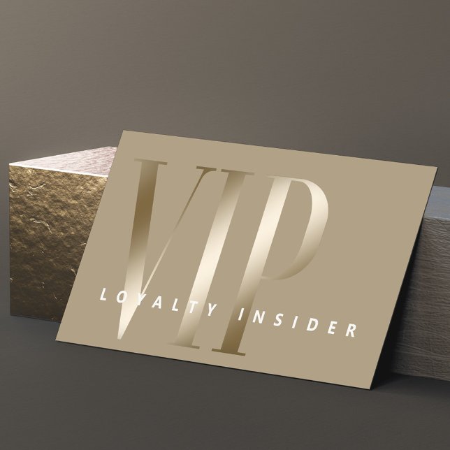 Minimal Sheer & Luxury Shine Guld VIP Lojalitetskort (Skapare uppladdad)