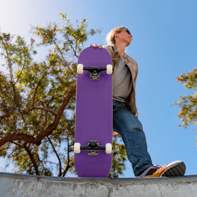 Minimal skateboard i kunglig lila för skateboardåk (Utomhus 1)