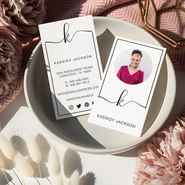 Minimal Snyggt Skriptmonogram Ram Circle Photo Visitkort (Minimal Stylish Script Monogram Frame Circle Photo Business Card)