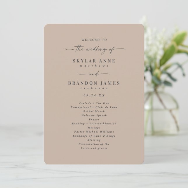 Minimal Solid Taupe Beige Bröllop Ceremony Program (Stående Fram)