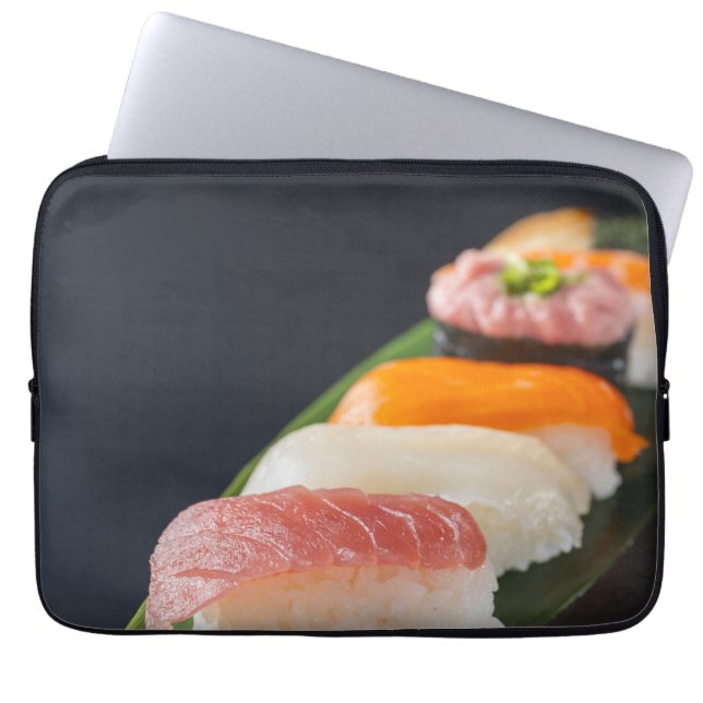 Minimal Sushi Elegance – Laptop Sleeve by SUSHIMI (Framsidan)