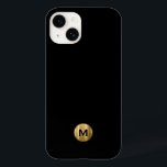 Minimal svart Guld Brushed Metall Monogram<br><div class="desc">Modern guld borstat metall monogrammedaljon med monogrammatiskt initialt i klassisk blocktypografi på en enkel svart bakgrund.</div>