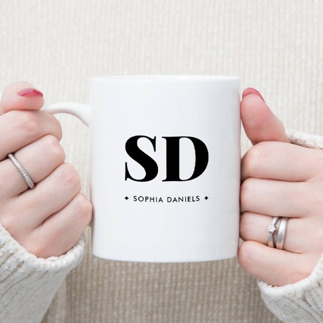 Minimal svart vit monogram Retro Classic-Elegant Två-Tonad Mugg (Skapare uppladdad)