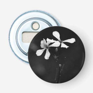 minimal svartvit blommigt flasköppnare