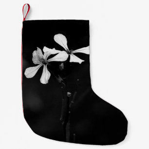 minimal svartvit blommigt liten julstrumpa