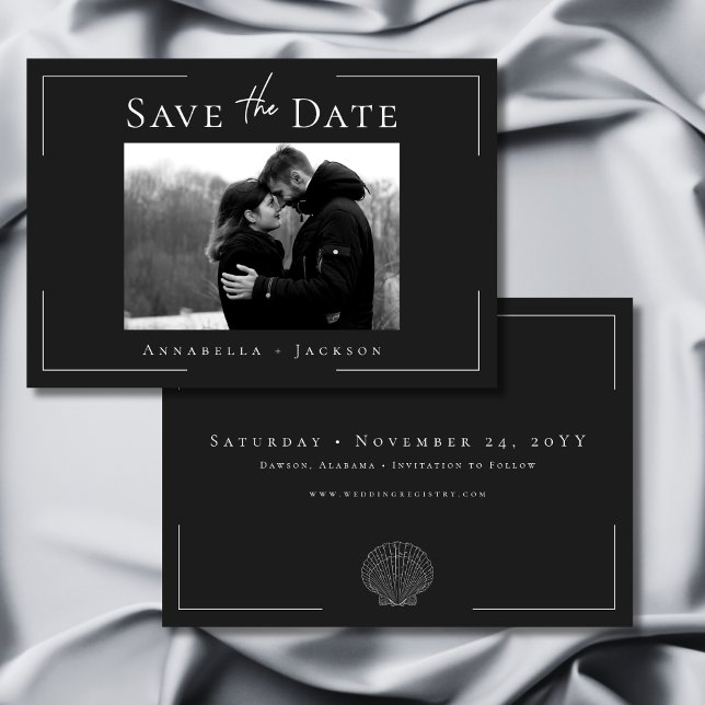 Minimal typografi, svart vit Snäcka, foto Bröllop Spara Datumet (Minimal Typography Black White Shell Photo Wedding Save The Date)