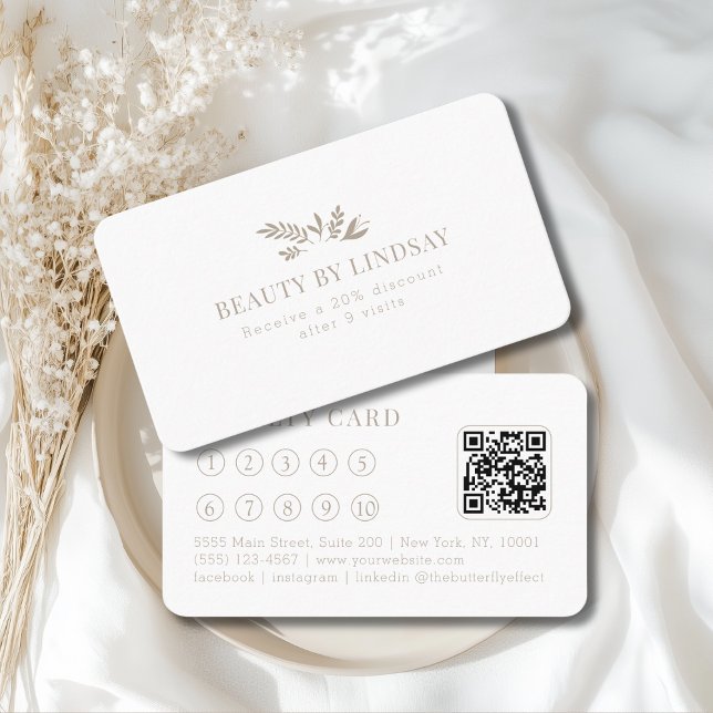 Minimal vit botanisk salong QR-kod lojalitet Visitkort (Minimal White Botanical Salon QR-Code Loyalty Business Card)