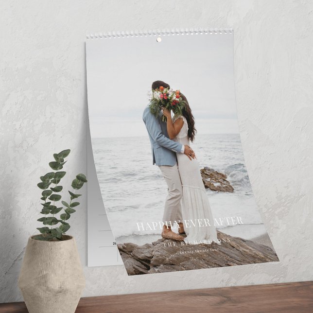 Minimala moderna fotominnesbilder från Bröllop i m Kalender (Minimal Modern Newlyweds Wedding Photo Memories Calendar (Cover Design))