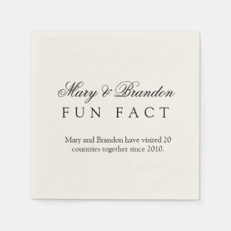 Minimalist Black and White Fun Fact Wedding Pappersservett