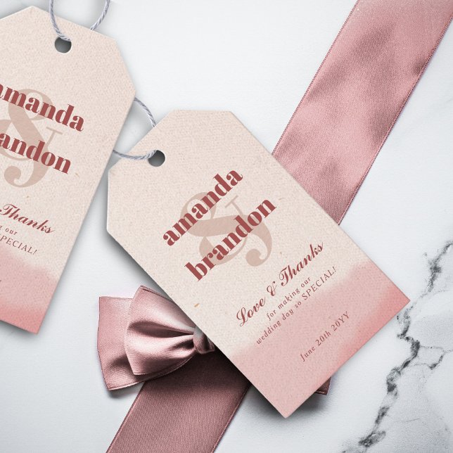 Minimalist Blush & Bloom Bold Script Wedding Presentetikett (Skapare uppladdad)