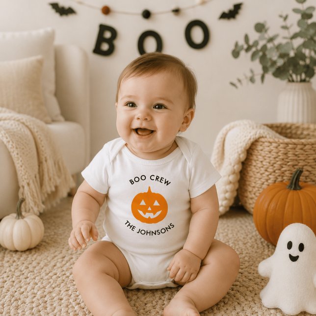 Minimalist Boo Crew Pumpa – Personlig T Shirt (Skapare uppladdad)