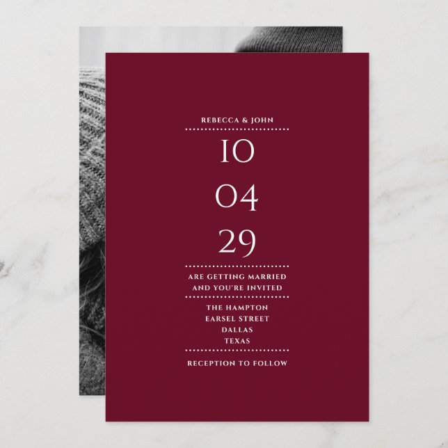 Minimalist Burgundy Foto Bröllopsdatum Inbjudningar (Fram/baksida)