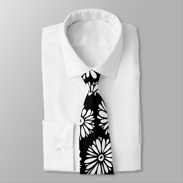 Minimalist Groovy Black and White Daisy Pattern Slips (Bunden)