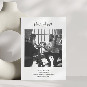 Minimalist Hon Sade Ja Foto Roligt Bröllopspar Spara Datumet