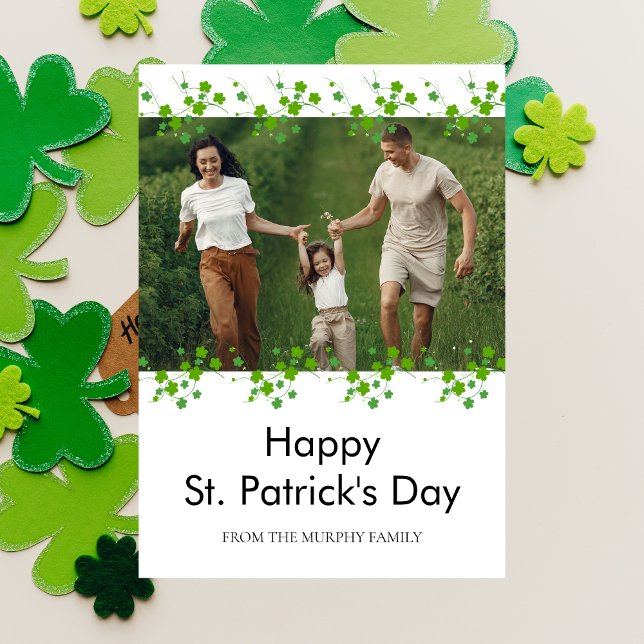 Minimalist lucky shamrock st. Patrick's Day Photo Julkort (Skapare uppladdad)