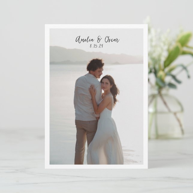 Minimalist Modern Large Photo Stylish Script Spara Datumet (Stående Fram)