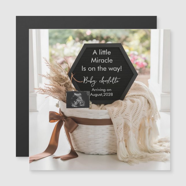 Minimalist Neutral pregnancy announcement card (Fram/baksida)