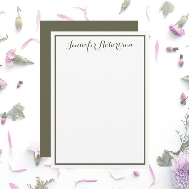 Minimalist Olive Green Elegant Script Custom name  Anteckningskort (Skapare uppladdad)