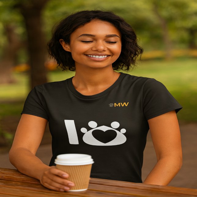 Minimalist Pet Lover T-Shirt | Simple Paw Print He (Skapare uppladdad)