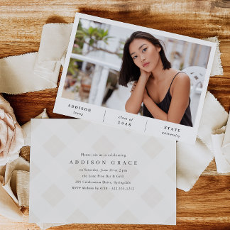 Minimalist Photo Graduation Announcement & Invite Inbjudningar