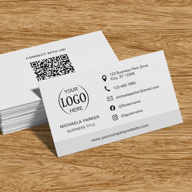 Minimalist Professional Company Logo QR Code Visitkort (Skapare uppladdad)
