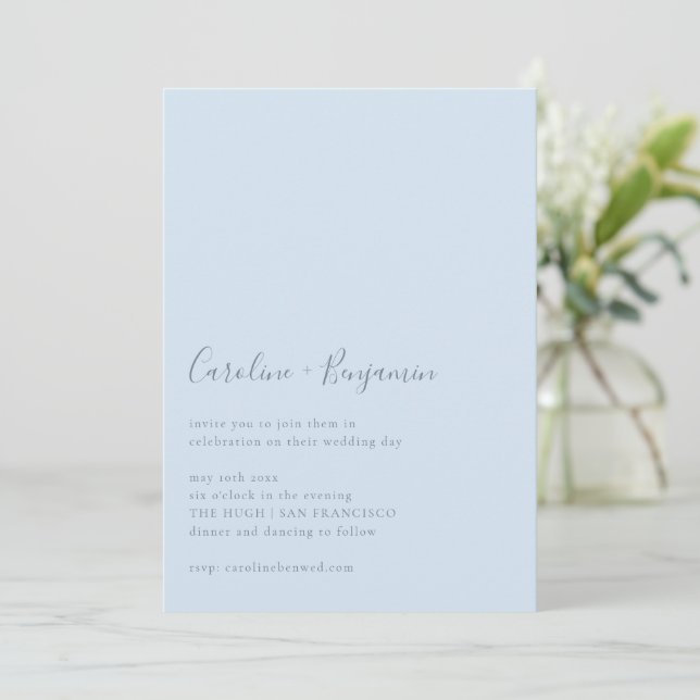 Minimalist Script Modern Simple Soft Blue Wedding Inbjudningar (Stående Fram)