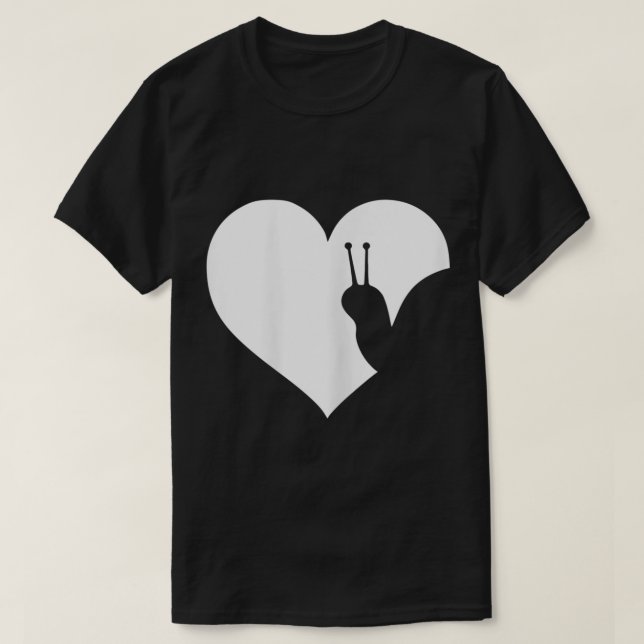 Minimalist Snail Heart Design T Shirt (Design framsida)