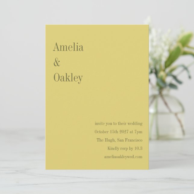 Minimalist Soft Yellow Elegant Chic Modern Wedding Inbjudningar (Stående Fram)