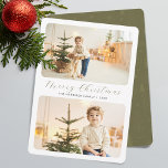 Minimalistfoton i God jul Modern 2 Julkort<br><div class="desc">Det här minimalistkortet för modern helgdag har en stor av din favoritfotolayout ovanpå kortet. Grönten och vitkortsdesignen säger "God jul" i elegant,  handskrivet manusskrivsskript,  "calligraphy typography" och namn i ett klassiskt serif-teckensnitt.</div>