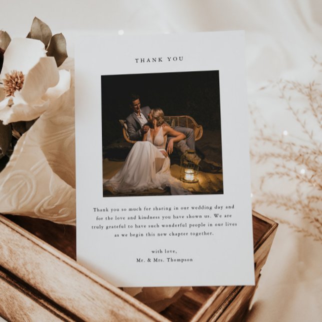 Minimalistic Black & White 2-Photo Wedding Tack Kort (Skapare uppladdad)