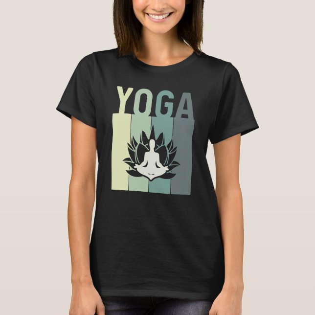 Minimalistic Lotus Flower Meditating Yoga T Shirt (Framsida)