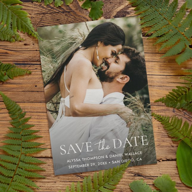 Minimalistisk anpassningsbar fullt namn One Photo  Spara Datumet (Modern minimalist save the date wedding photo card with wedding website)