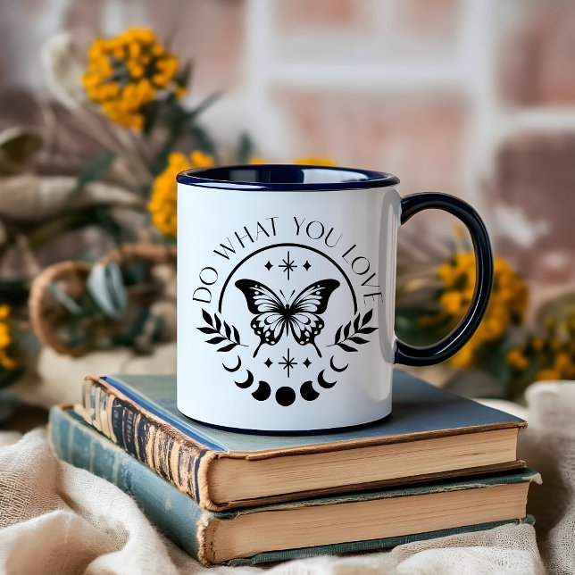 Minimalistisk bekräftelse från Boho Måne Black and Mugg (do what you love minimalist boho black and white mug)