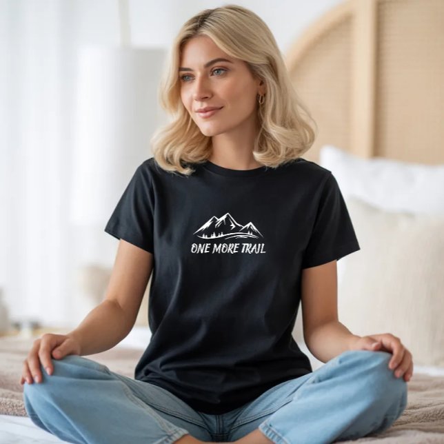 Minimalistisk Bergströja Enkel Linjedesign T Shirt (Skapare uppladdad)