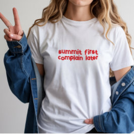 Minimalistisk Bergströja Enkel Linjedesign T Shirt