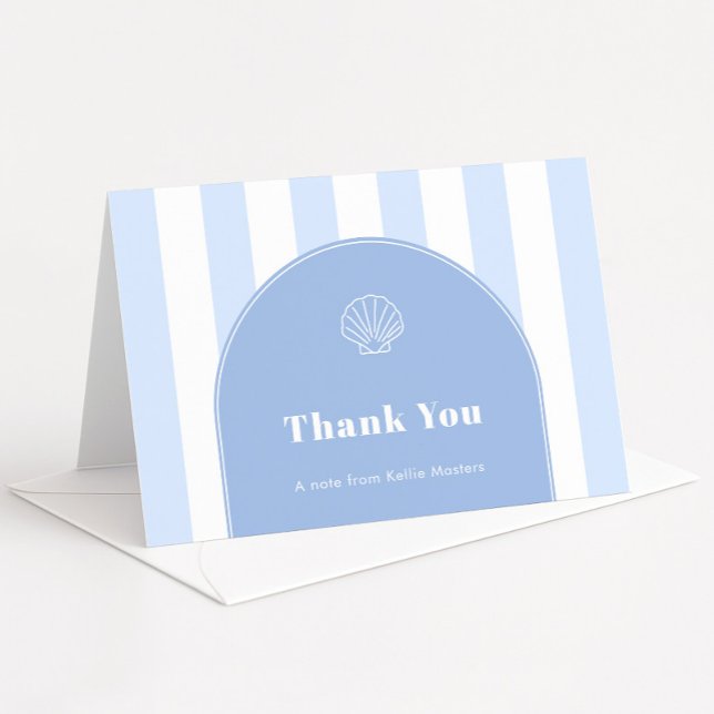 Minimalistisk blå-vit-randig kusttema tack kort (Simple coastal wedding shower thank you cards with sleek blue and white stripes, arch and seashell)
