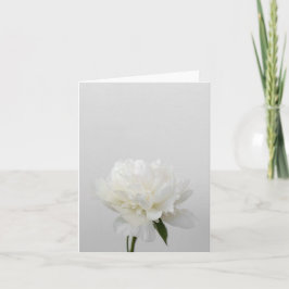 Minimalistisk blomkort med vit peoni kort