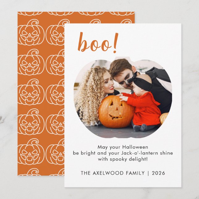 Minimalistisk Boo Typografisk Familj Halloween Julkort (Fram/baksida)