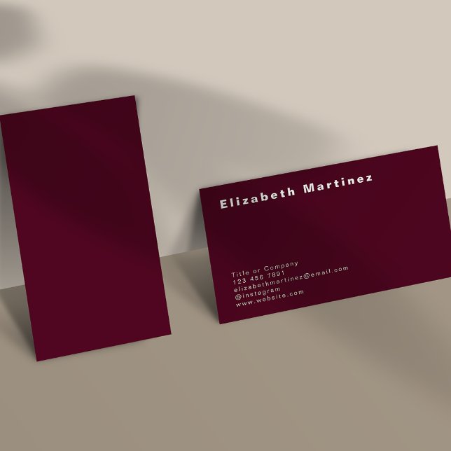 Minimalistisk Burgundy Front and Back-Personlig Visitkort (Skapare uppladdad)