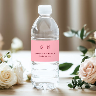 Minimalistisk Chic Rosa med Burgundermonogram Br Vattenflaskor Etikett
