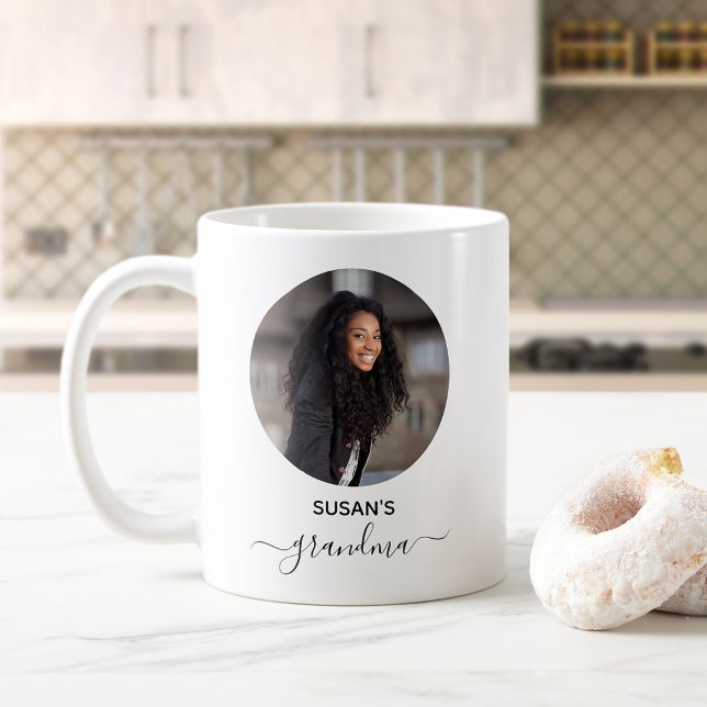 Minimalistisk cirkelbild mormor kaffemugg (Skapare uppladdad)