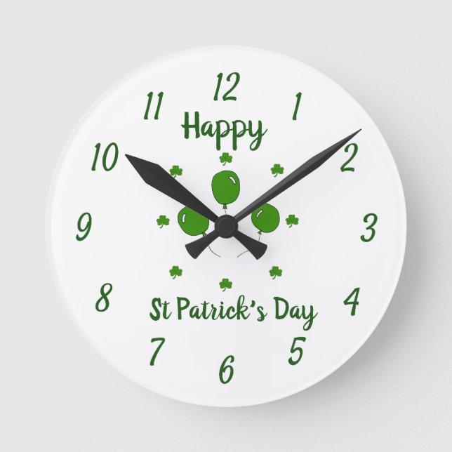 Minimalistisk Cute Lycklig St patrick's day Rund Klocka (Framsida)