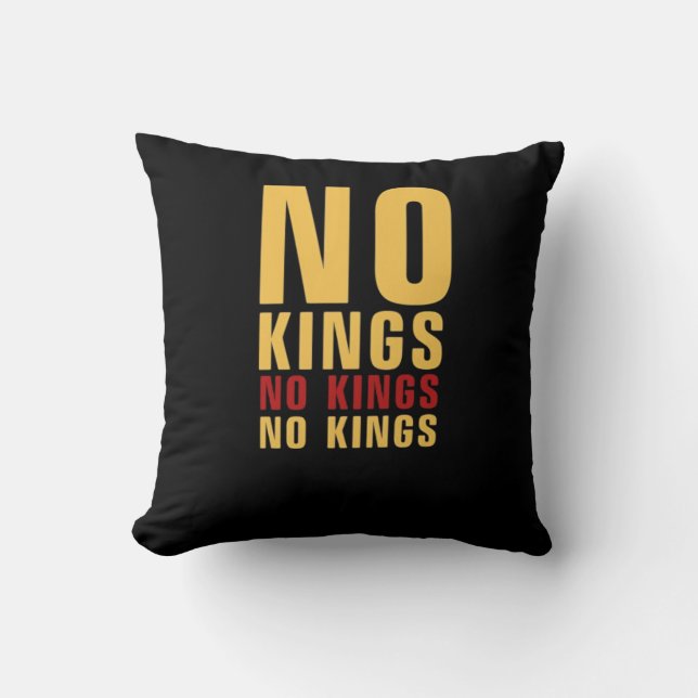 Minimalistisk Design No Kings Rebellious No Kings  Kudde (Framsida)