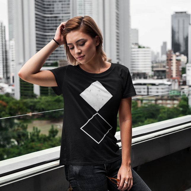Minimalistisk diamantgeometrisk grafik t shirt (Skapare uppladdad)