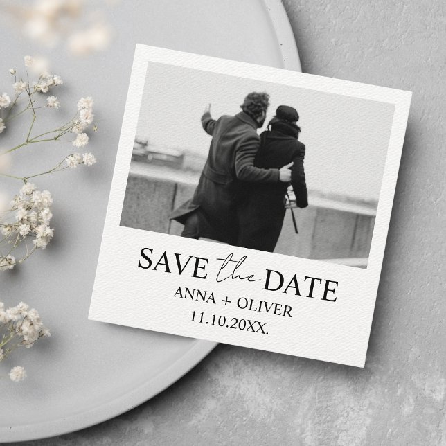 Minimalistisk Elegant 3 Photo Modern Black & White Inbjudningar (Modern minimalist black and white photos save the date)