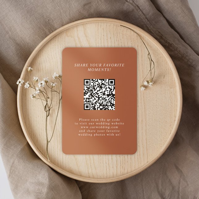 Minimalistisk Elegant Bröllopswebbplats QR-kod Tilläggskort (Minimalist Elegant Wedding Website QR Code Enclosure Card)