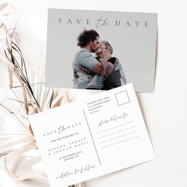 Minimalistisk Elegant Skriptfoto Spara datum Vykort (Minimalist Elegant Script Photo Save the Date Postcard)