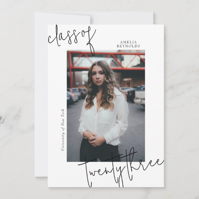 Minimalistisk enkel modern klass 2024 Studenten Inbjudningar (Framsida)